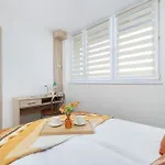 Apartament Elegant In Center With Desk And View By Renters Katowice