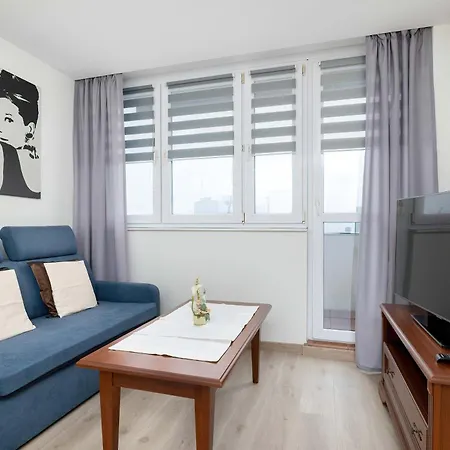 Elegant In Center With Desk And View By Renters * Katowice