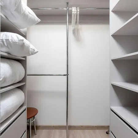 Elegant In Center With Desk And View By Renters * Katowice