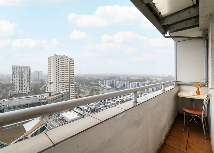 Apartman Elegant In Center With Desk And View By Renters Katowice